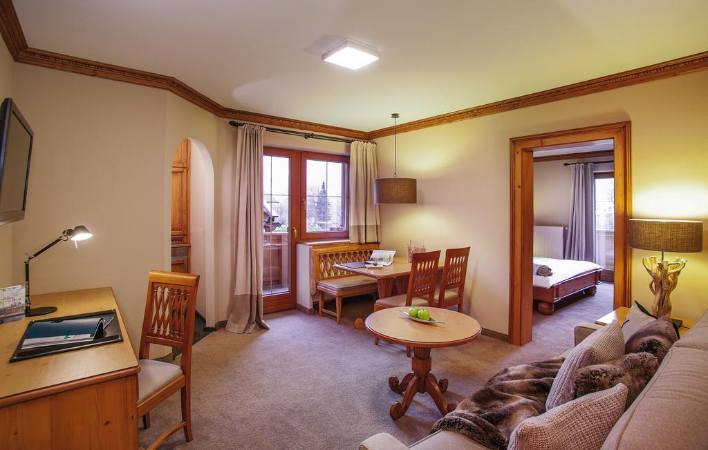 Villa Haidacher Relax & Lifestyle Apartments Zell am Ziller Ruang foto