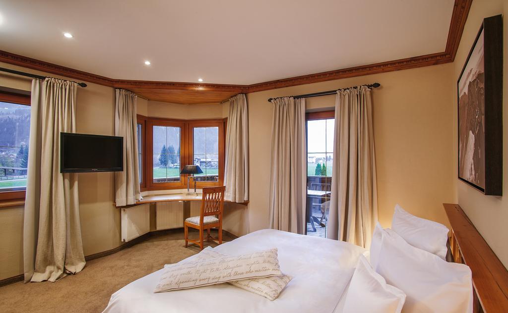 Villa Haidacher Relax & Lifestyle Apartments Zell am Ziller Ruang foto