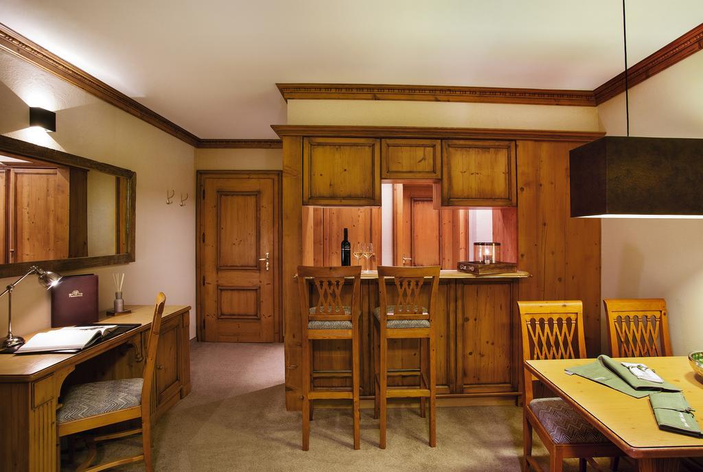 Villa Haidacher Relax & Lifestyle Apartments Zell am Ziller Ruang foto