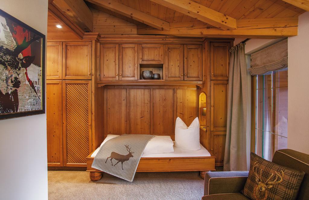 Villa Haidacher Relax & Lifestyle Apartments Zell am Ziller Ruang foto