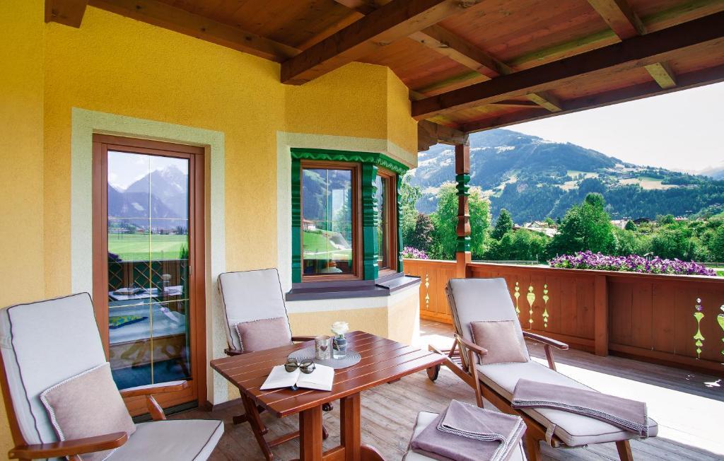 Villa Haidacher Relax & Lifestyle Apartments Zell am Ziller Ruang foto